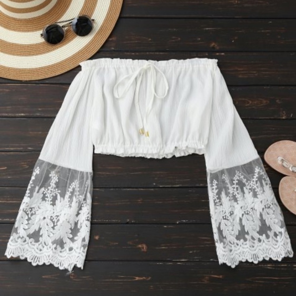 Mesh Off-shoulder cropped Blouse